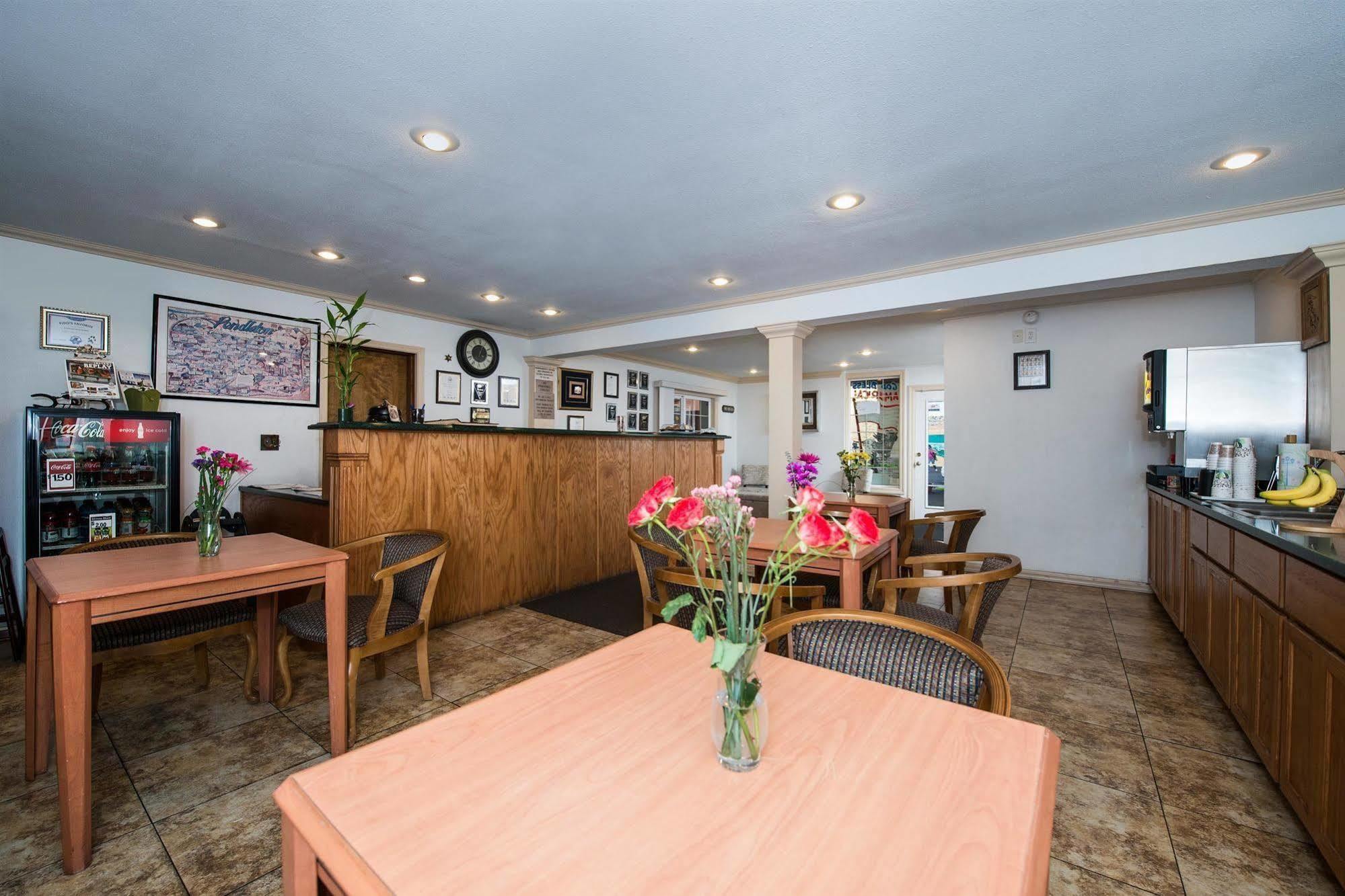 Americas Best Value Inn - Pendleton Kültér fotó