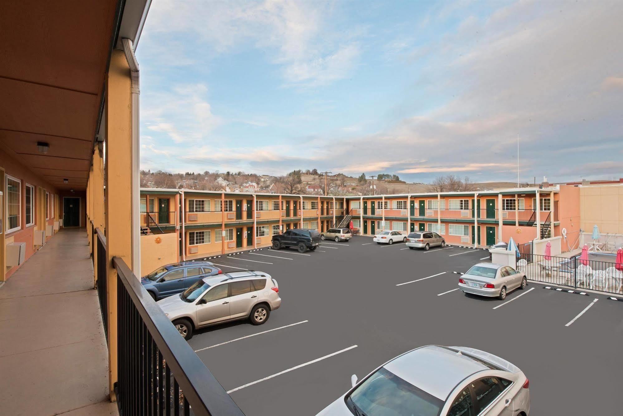 Americas Best Value Inn - Pendleton Kültér fotó